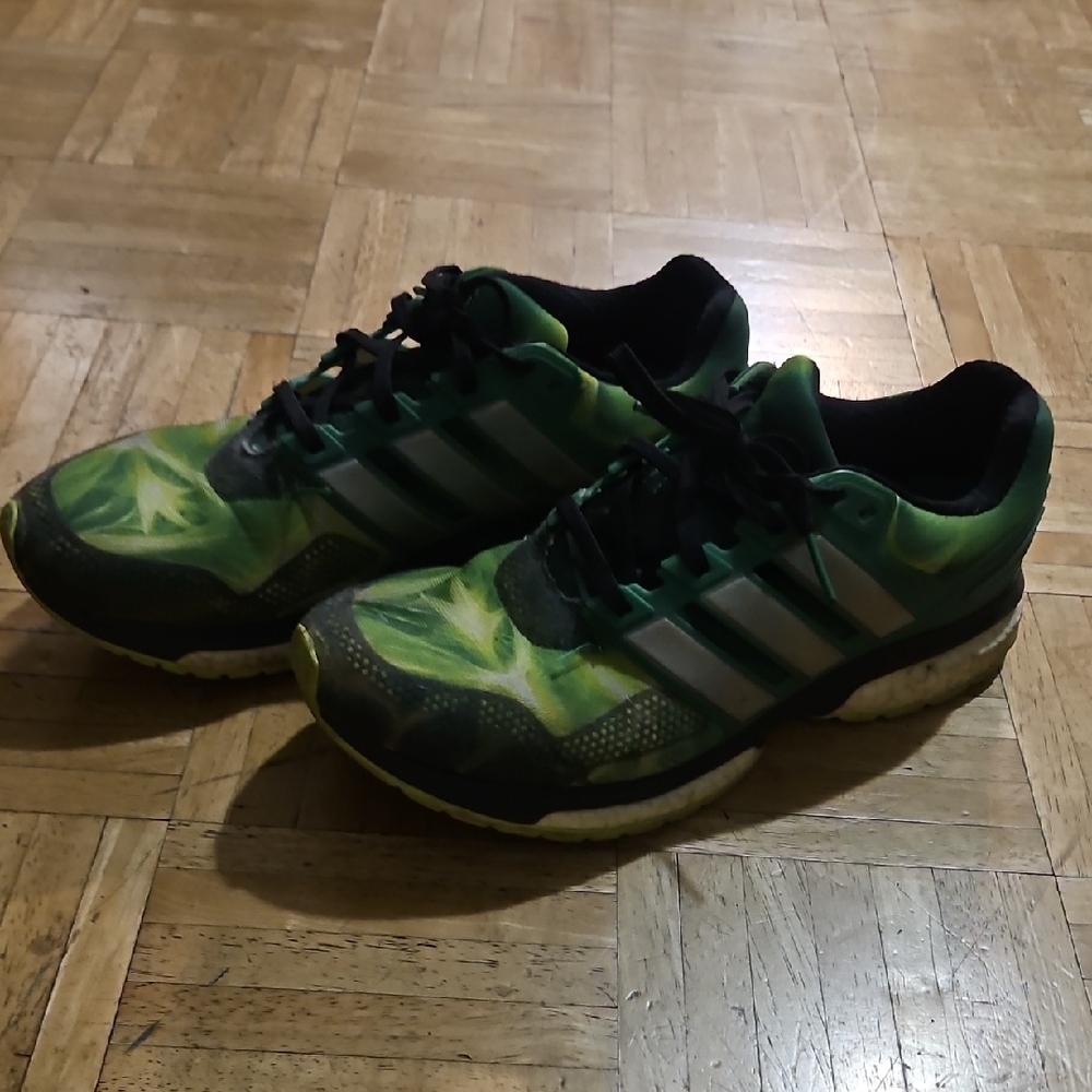 Adidas Response Boost Avengers Hulk